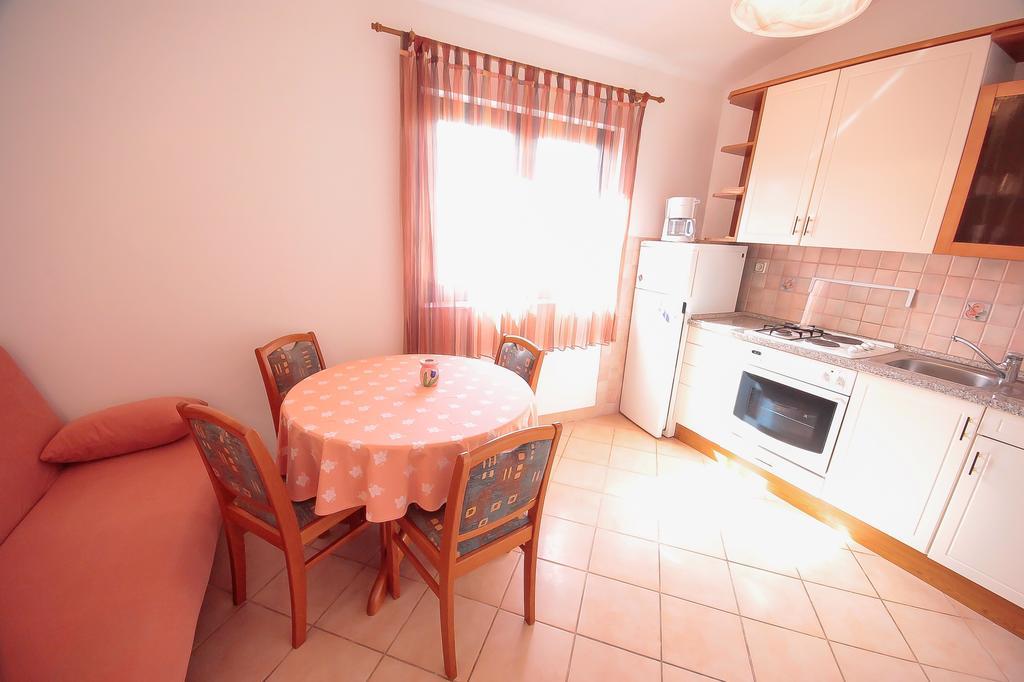 Apartments Skelin 沃迪切 客房 照片