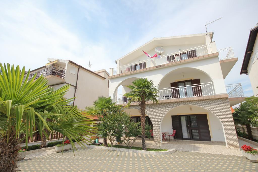 Apartments Skelin 沃迪切 外观 照片