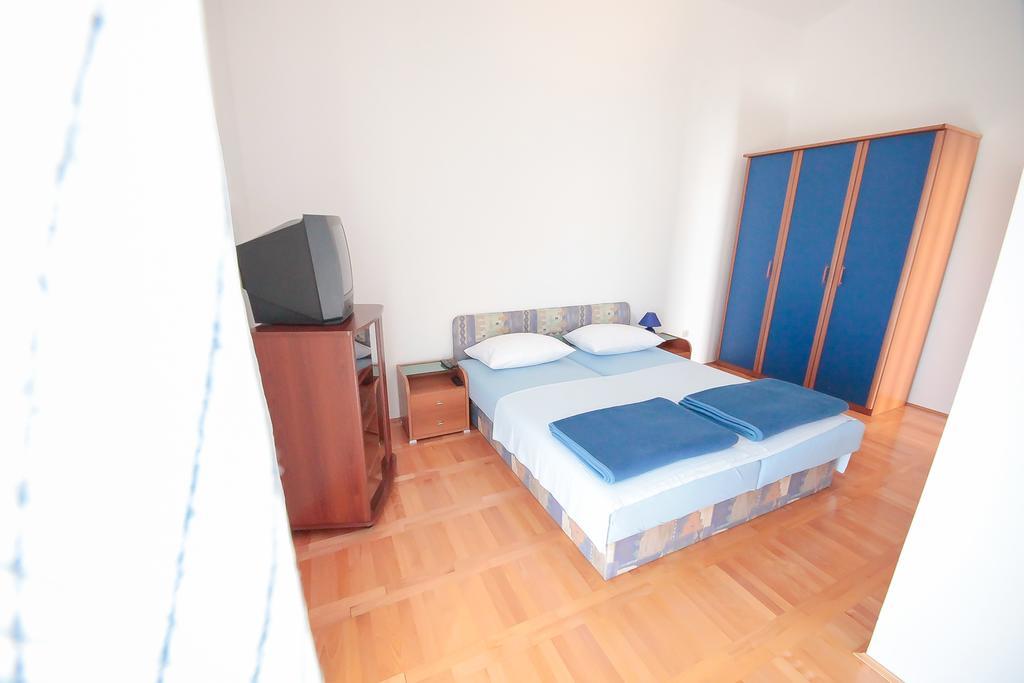 Apartments Skelin 沃迪切 客房 照片