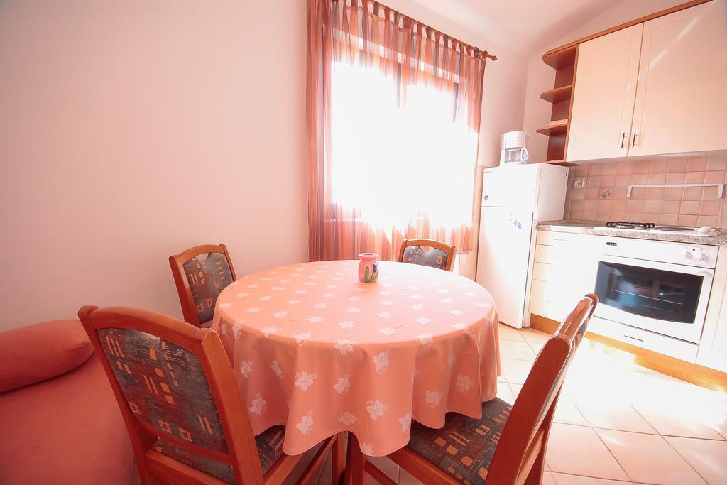 Apartments Skelin 沃迪切 客房 照片