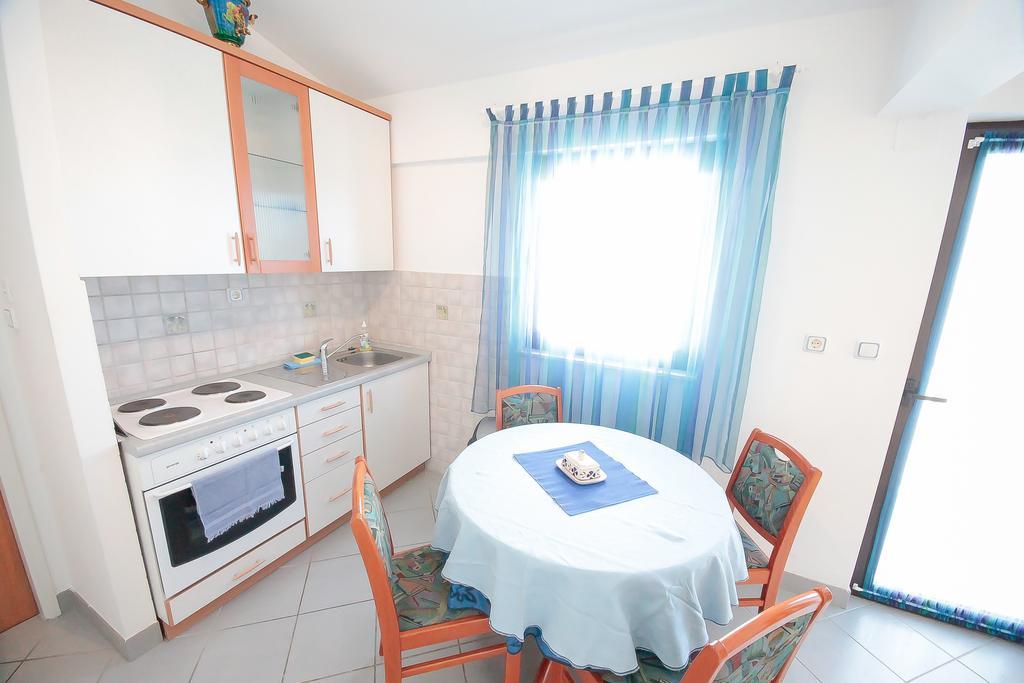 Apartments Skelin 沃迪切 客房 照片