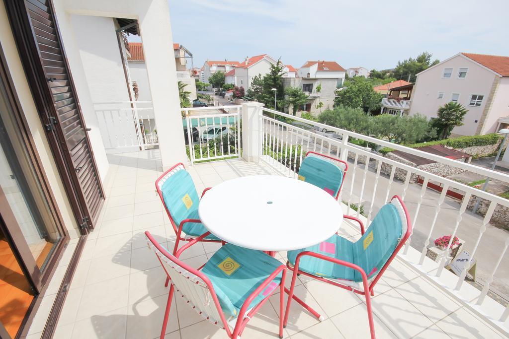 Apartments Skelin 沃迪切 客房 照片