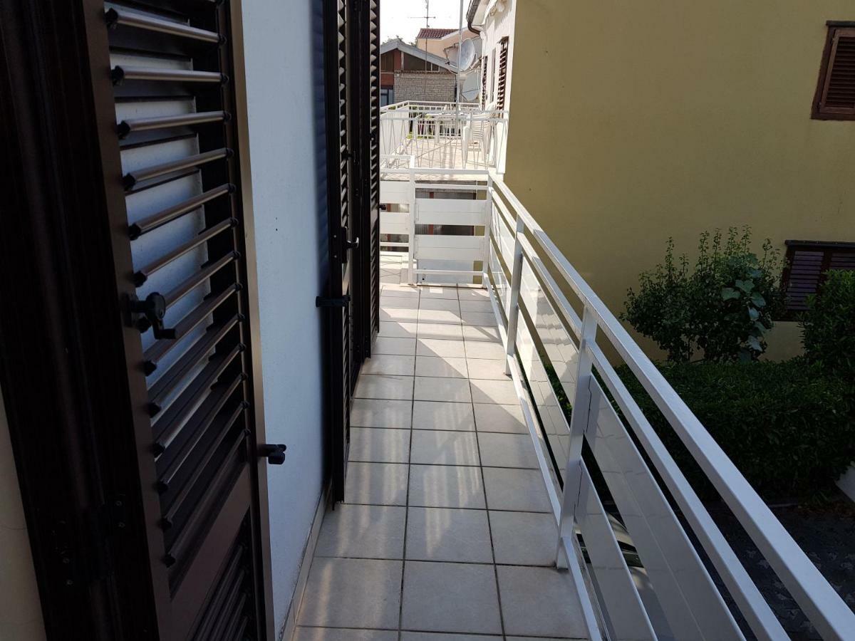Apartments Skelin 沃迪切 外观 照片